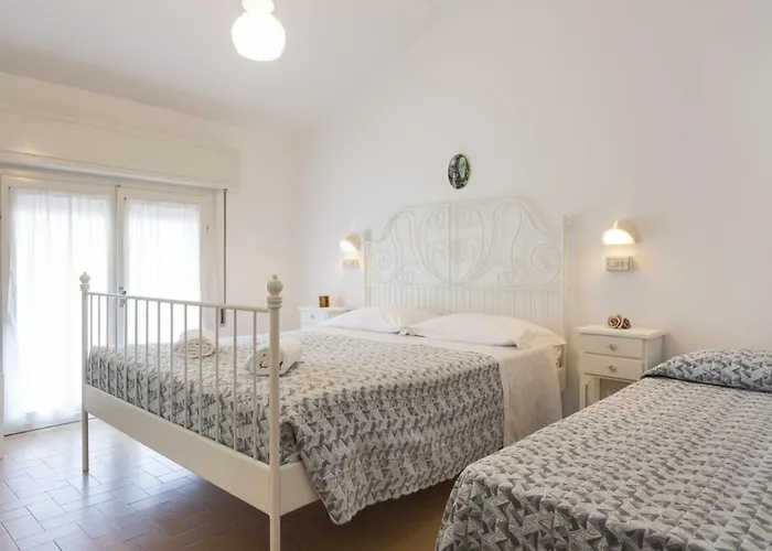Bed & Breakfast And Breakfast Da Laura Bellaria-Igea Marina